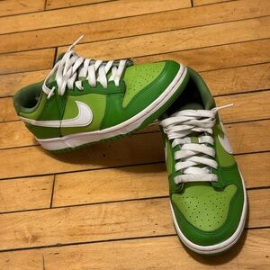 Nike Dunk Low Chlorophyll (GS) Sneaker Size 6Y / Men 6 / Womens 7.5 - DH9765-301